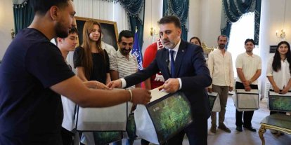 Başkan Vekili Biba, şampiyon marşın bestecilerini ağırladı