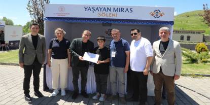 Kars'ta ''Yaşayan Miras Şöleni'' 2. Gününde