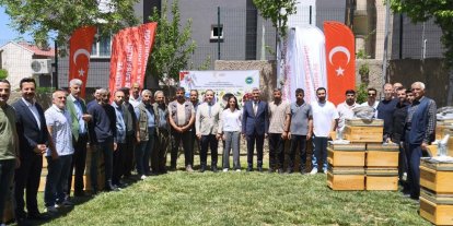 Şırnak’ta 25 üreticiye yüzde 75 hibeli arıcılık ekipmanı dağıtıldı