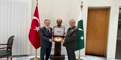 Kara Kuvvetleri Komutanı Orgeneral Tokel, Pakistan’da temaslarda bulundu
