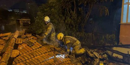 Gaziosmanpaşa’da 3 gecekondu alevlere teslim oldu
