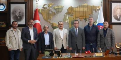 Kars Belediye Başkanı Ötüken Senger, Türk Diyanet Vakıf-Sen Heyetini Ağırladı