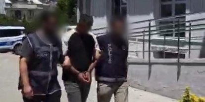 Bursa’da aranan 4 firari yakalandı