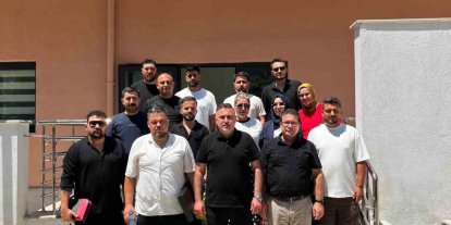Aydınlı berber ve kuaförlerden huzurevi sakinlerine gönül dokunuşu