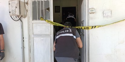 Polis memuru kaldığı evde ölü bulundu