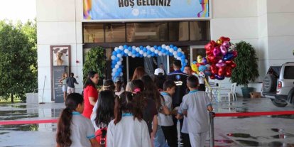 Aksu’da karne sevinci şenliğe dönüştü