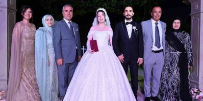 Burhaniye’de Emniyet Müdürünün mutlu günü
