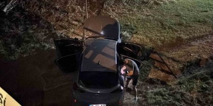 Navigasyon yanlış yolu gösterdi, dereye uçtu: 1 yaralı