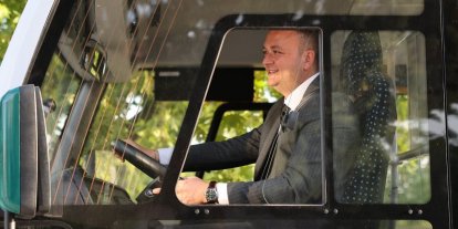 İlk halk otobüsleri Çivril sokaklarında dolaşmaya başladı