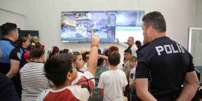 Polisten miniklere eğitim