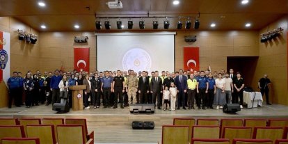 Adıyaman’da emniyet personeline moral ve motivasyon semineri