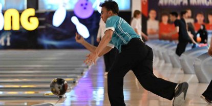 Ünilig Bowling Türkiye Şampiyonasında birinciler ödüllerini aldı
