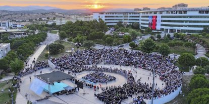 Manisa’da 961 genç mühendis geleceğe kep attı