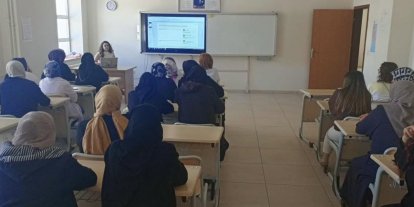 Bayburt’ta HEM kursiyerlerine iletişim becerileri eğitimi verildi