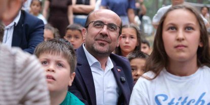 Orhaneli’de yıl sonu sergisi ve çocuk şenliği renkli görüntülere sahne oldu