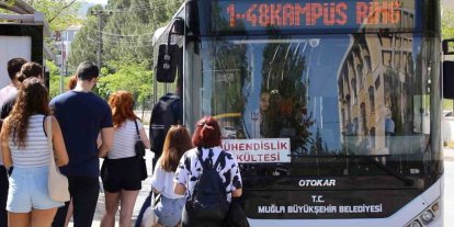 Öğrenciler ve sınav görevlilerine ücretsiz ulaşım desteği