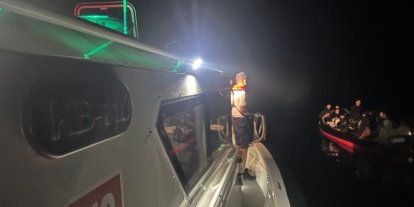 Bodrum’da 26 düzensiz göçmen kurtarıldı, 1 kaçakçı şüphelisi yakalandı