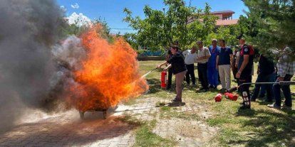 Üzümlü Devlet Hastanesi personeline uygulamalı yangın eğitimi