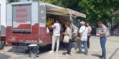 Efeler Belediyesi’nden öğrencilere serinleten destek