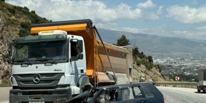 Antakya’da trafik kazası: 2 yaralı