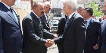Bakan Uraloğlu’nun Hakkari temasları