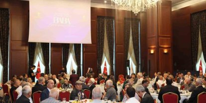 AK Parti Kadın Kolları’ndan anlamlı Babalar Günü programı: Şehit babaları ve gaziler ağırlandı