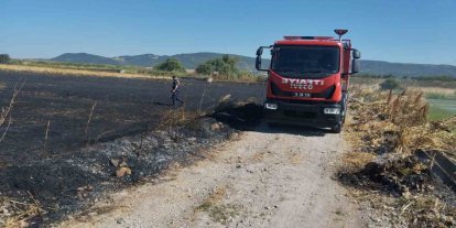 Gönen’de ekili buğday tarlasında korkutan yangın