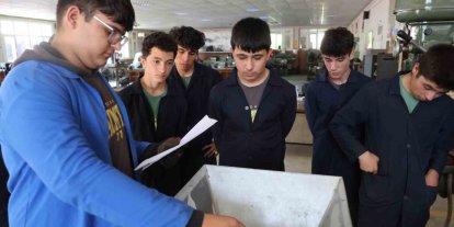 Meslek lisesi öğrencilerinden sıfır atık hamlesi