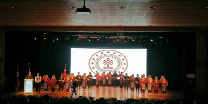 Batı Karadeniz’in en kapsamlı halk oyunları şöleni gerçekleştirildi