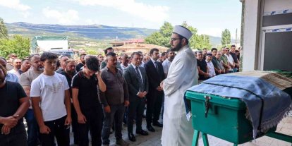 Sevilen muhtar son yolculuğuna uğurlandı