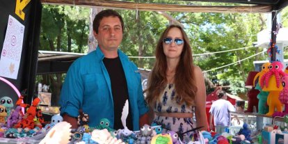 Mimarlığı bırakıp çocuklar için "sihirli" atölye kurdular