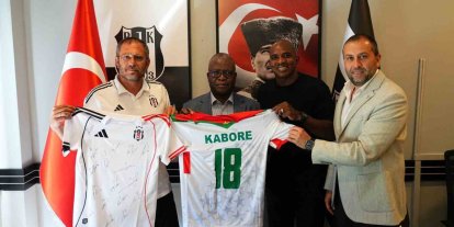 Burkina Faso Büyükelçisi Vinta Some ile Spor Büyükelçisi Charles Kabore’den Beşiktaş’a ziyaret