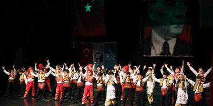 Nilüferli miniklerin mezuniyet sevinci