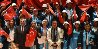 Tomarza Mustafa Akıncıoğlu MYO’da şed bağlama coşkusu