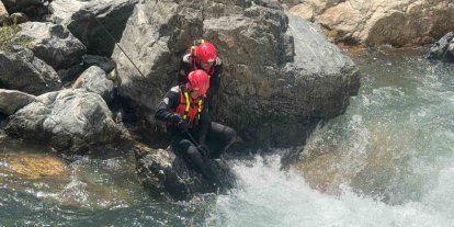 Akıntıya kapılarak kaybolan şahsı arama çalışmaları sürüyor
