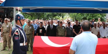 Van’da gazi olan Fırat son yolculuğuna uğurlandı
