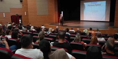 Performans esaslı strateji ve bütçe hazırlama eğitimi verildi