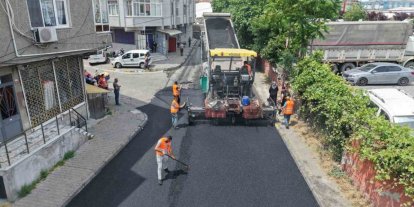 Küçükçekmece’de asfalt seferberliği