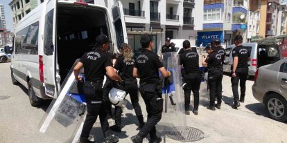 CHP Malatya İl Başkanlığı binasında gerginlik