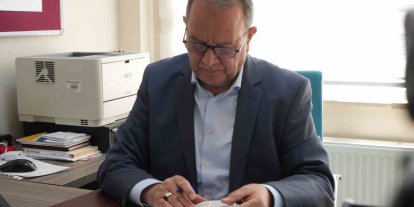 Bayburtlu eğitimci mezun olduğu okulda 37 yıldır öğrenci yetiştiriyor