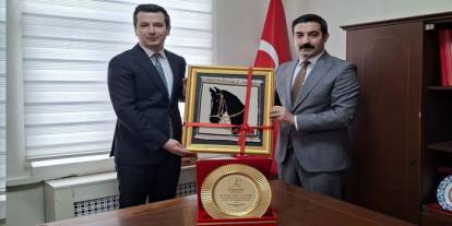 Kaymakam Akköz’den Tayini Çıkan Cumhuriyet Savcısı Özbek’e Veda Ziyareti