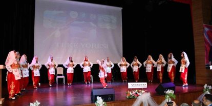 Vezirköprü’de Türk Halk Oyunları Gösterisi