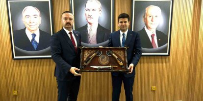 Ülkü Ocakları İl Başkanı Emirler’den MHP lideri Bahçeli’ye ziyaret