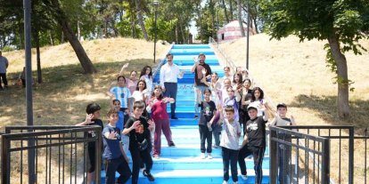Minik ellerden Babasultan Parkı’na renkli dokunuş