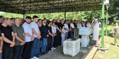 Kazada hayatını kaybeden yaşlı adam son yolculuğuna uğurlandı