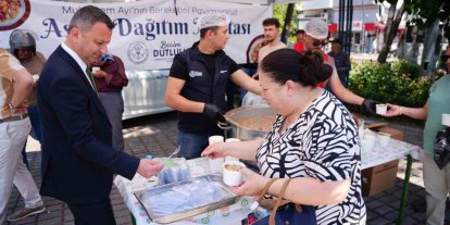Aşure ikramları Soma ve Akhisar’dan başladı