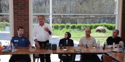 Kaymakamı Şendur’a veda etti