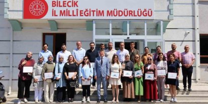 Bilecik’te Harezmi öğretmenlerine sertifika verildi
