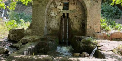 Diyarbakır’da tarihi çeşme harabeye döndü