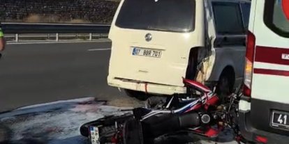 Feci kazada ağır yaralanan motosiklet sürücüsü yaşam savaşını kaybetti